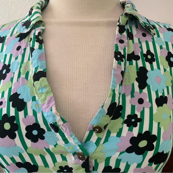 ModCloth Sleeveless collared top with stripes and Warhol style abstract flowers - Picture 2 of 8